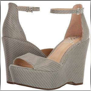 Vince Camuto Sandals NIB 10 Ankle Strap Peeptoe Leather Platform Wedge Basket